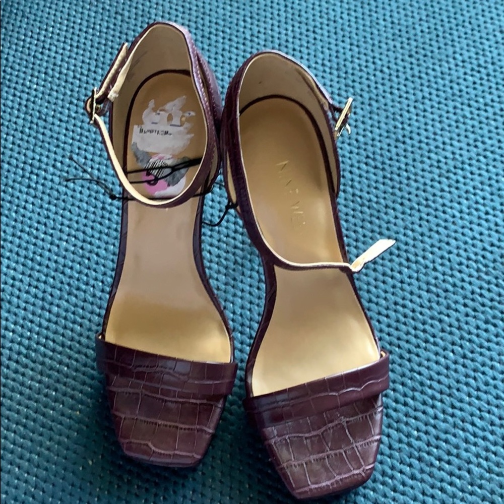 Nine West Ladies Shoe